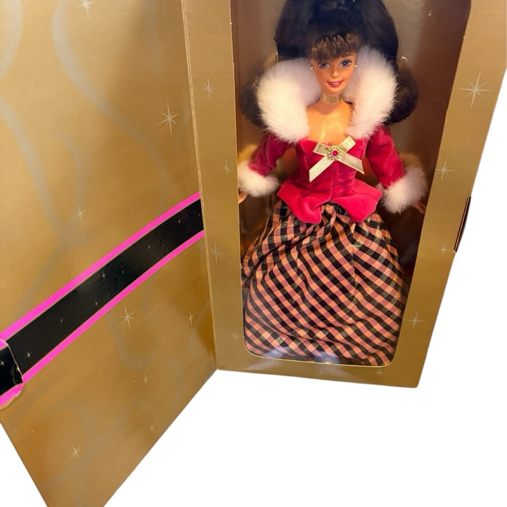 Barbie by Mattel 1996 Avon Exclusive "Winter Rhapsody" Barbie Doll NRFB